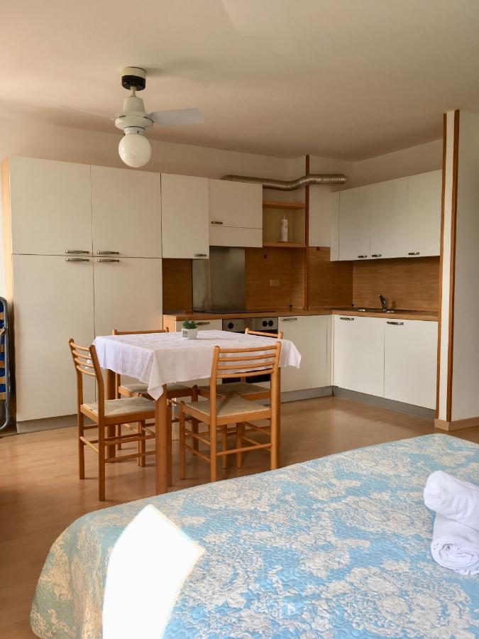 Taverna Affittacamere Gardone Riviera Luaran gambar