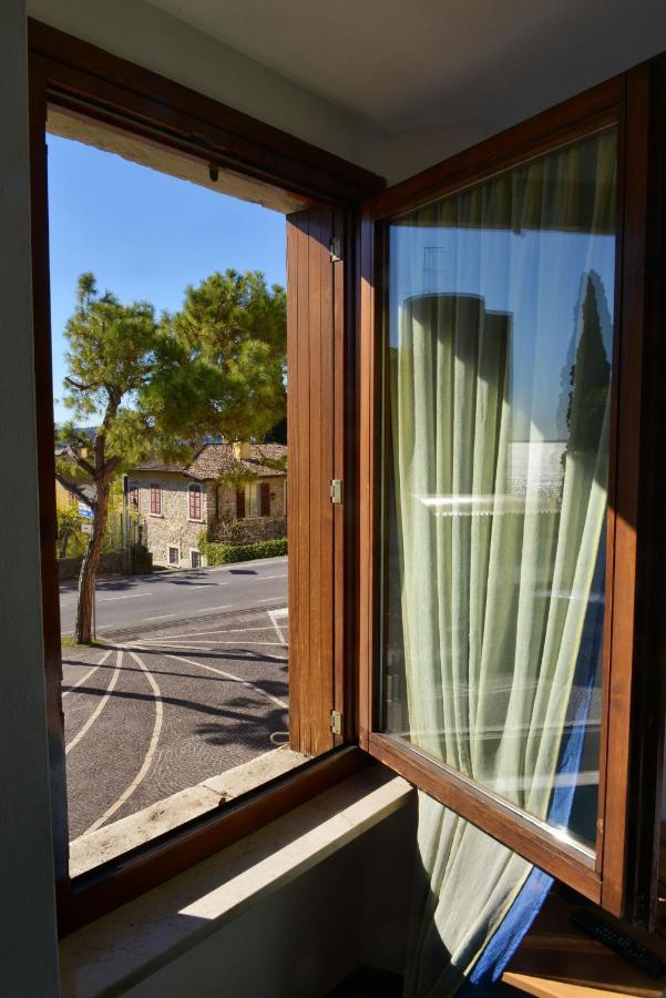 Taverna Affittacamere Gardone Riviera Luaran gambar
